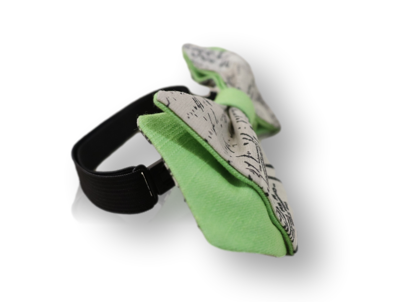 Pre-Tied Bowtie Adjustable